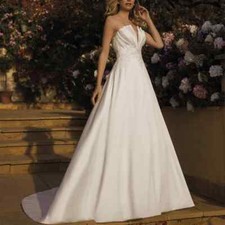 A-Line Satin Wedding Dresses Pleat Strapless Applique A-Line Bridal Gowns Train