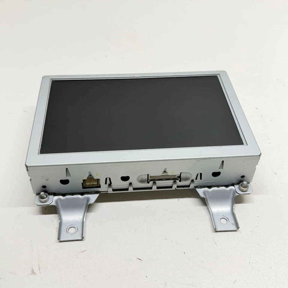 Hyundai Equus 2011-2013 pantalla de visualización de información con navegación RADIO OEM Foto 4 de 4