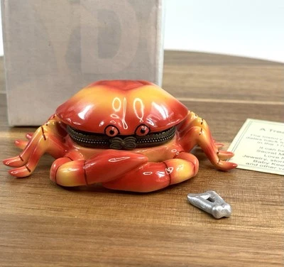 DIRECT CONNECTION Porcelain Hinged Trinket Box Crab With Seafood Shell Cracker (READ!)