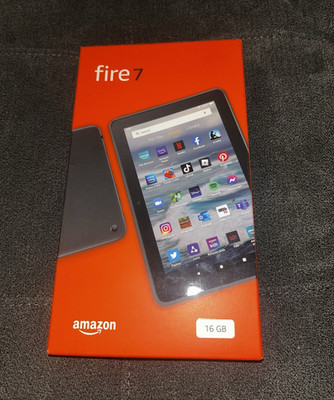 Amazon Fire 7 (12th Gen) 7in 16GB Wi-Fi 2GB RAM Black USB-C Cameras  Bundle
