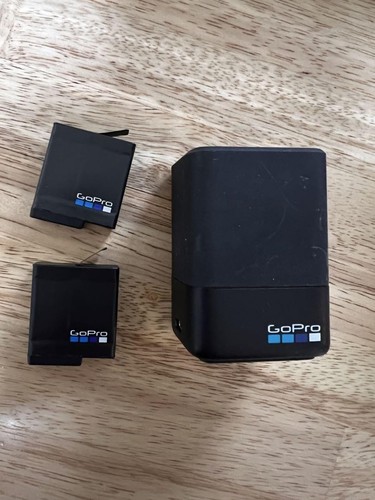 GoPro HERO 5 Waterproof Camera and Accessories - Picture 4 of 5