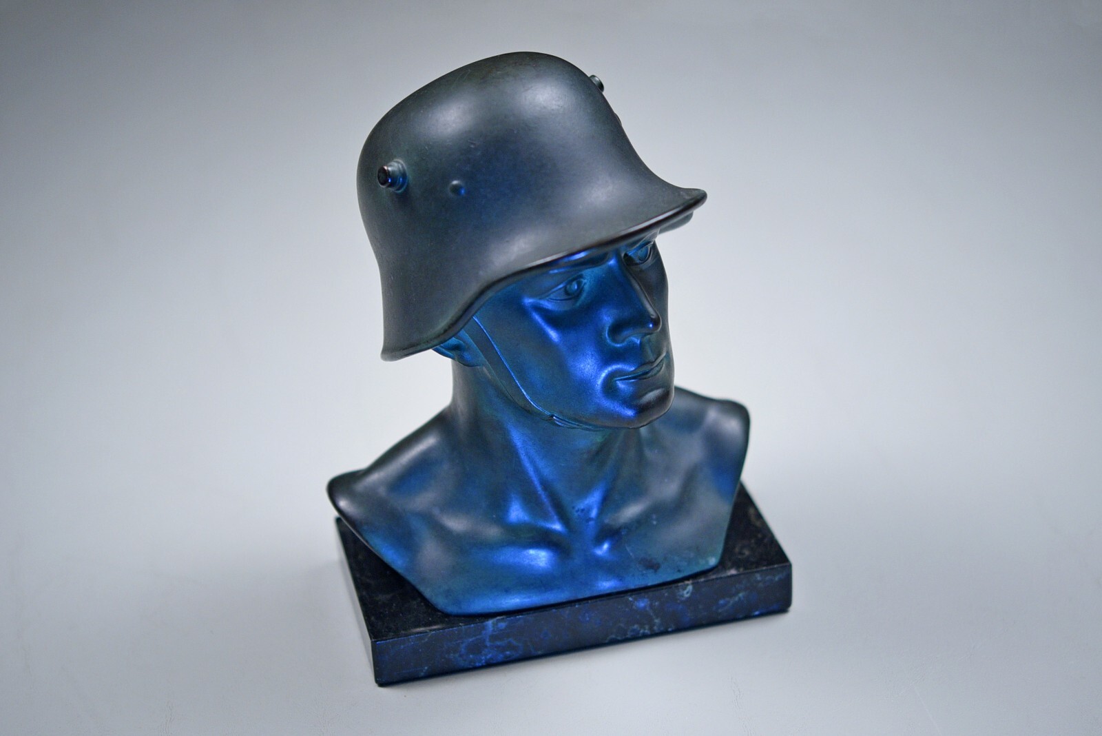 WWI GERMAN HEROIC BRONZE MARBLE BASE BUST SCULPTURE BY OTTO SCHMIDT-HOFER