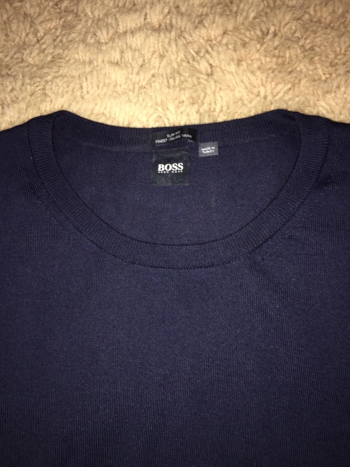 Hugo Boss Men's Italian  100%  Virgin Wool SweaterSleeve Crewneck XL - Image 2 of 4