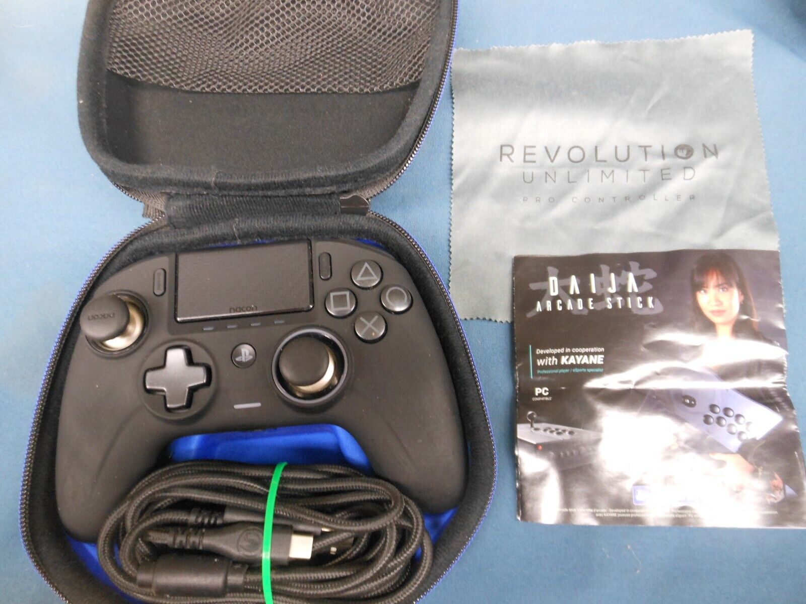 PS4 Nacon Revolution Pro Controller Unboxing And Impressions - GameSpot