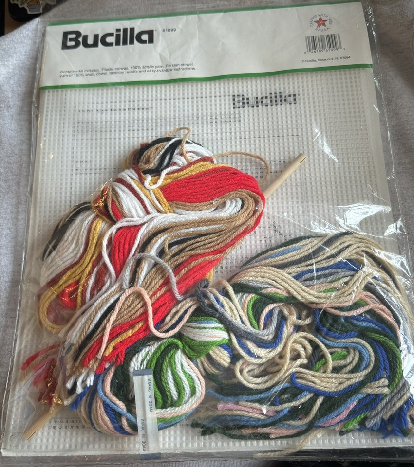 Bucilla Plastic Canvas Kit Night before Christmas Wall/Table Decor