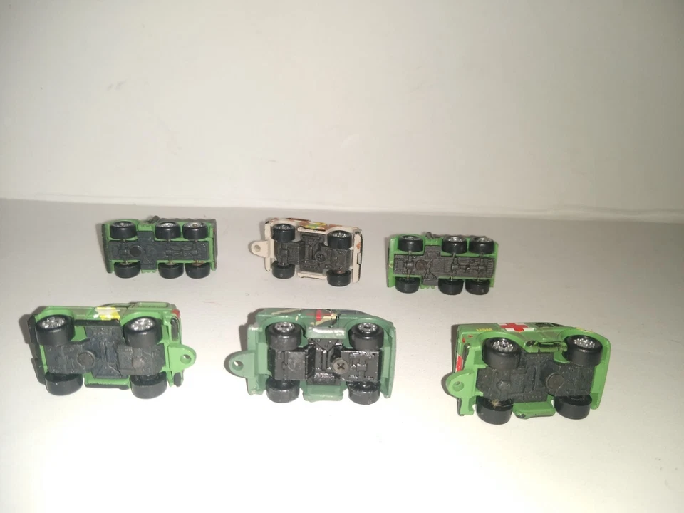 6 vehículos Galoob MICRO MÁQUINAS MILITARES Ejército Jeeps  Foto 4 de 4