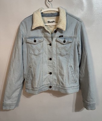 Wrangler Medium Sherpa Lined Denim Jacket Classic Western Trucker Light Wash