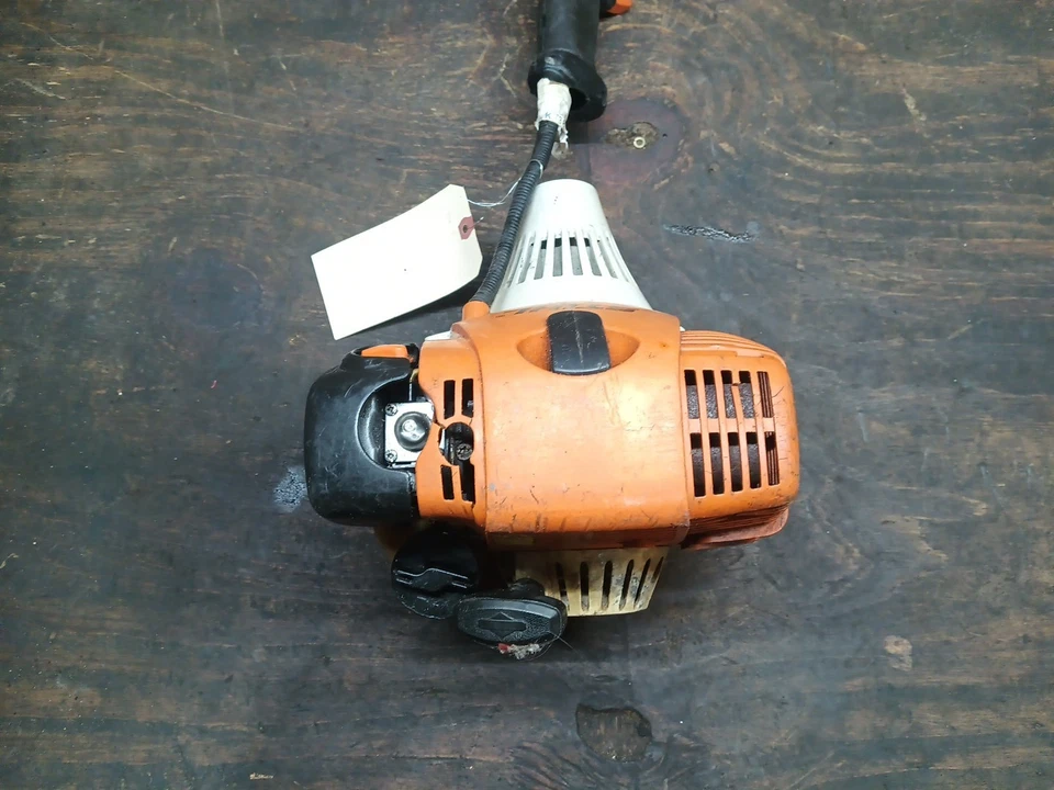 Cabezal eléctrico Stihl HL 100k  Foto 2 de 4