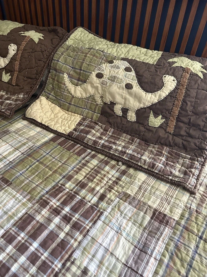 Pottery Barn Kids Madras 格子被子 恐龙 Shams 绿色 棕色 拼布 F/Q — 第 2/4 张图片