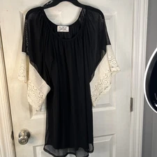 Vava Joy Han Shift Dress  white embroidery Bell Sleeve Black dress Women Size M 