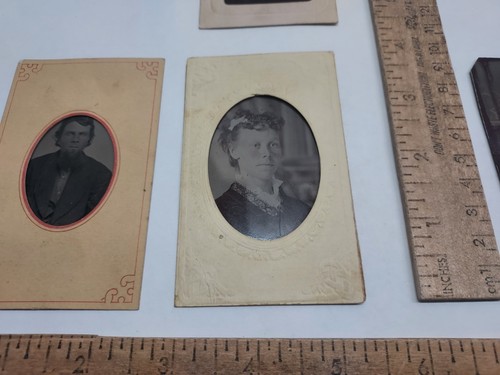 4 - Vintage PHOTOGRAPHs - TINTYPEs - listing #8019 - Picture 5 of 10