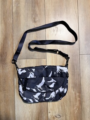 Lululemon All Night Festival Bag Midi Flower Pop Starlight Deep Coal 5L | eBay Lululemon All Night Festival Bag Midi Flower Pop Starlight Deep Coal 5L | eBay