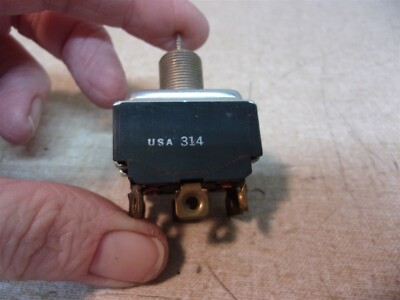 NEW Underwriters Lab 10A 250VAC 314 Toggle Switch  *FREE SHIPPING*