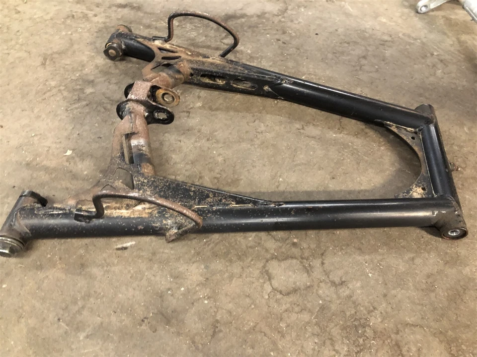 Brazo de par delantero Polaris 800 Switchback Pro Rush Adventure 600 14 2014 OEM Foto 3 de 3