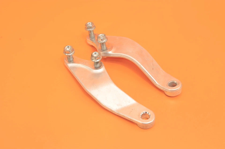 CRF250R CRF250 2010-2013 OEM Soporte de montaje del motor Suspensión Placa de retención Soporte Perno Foto 4 de 4