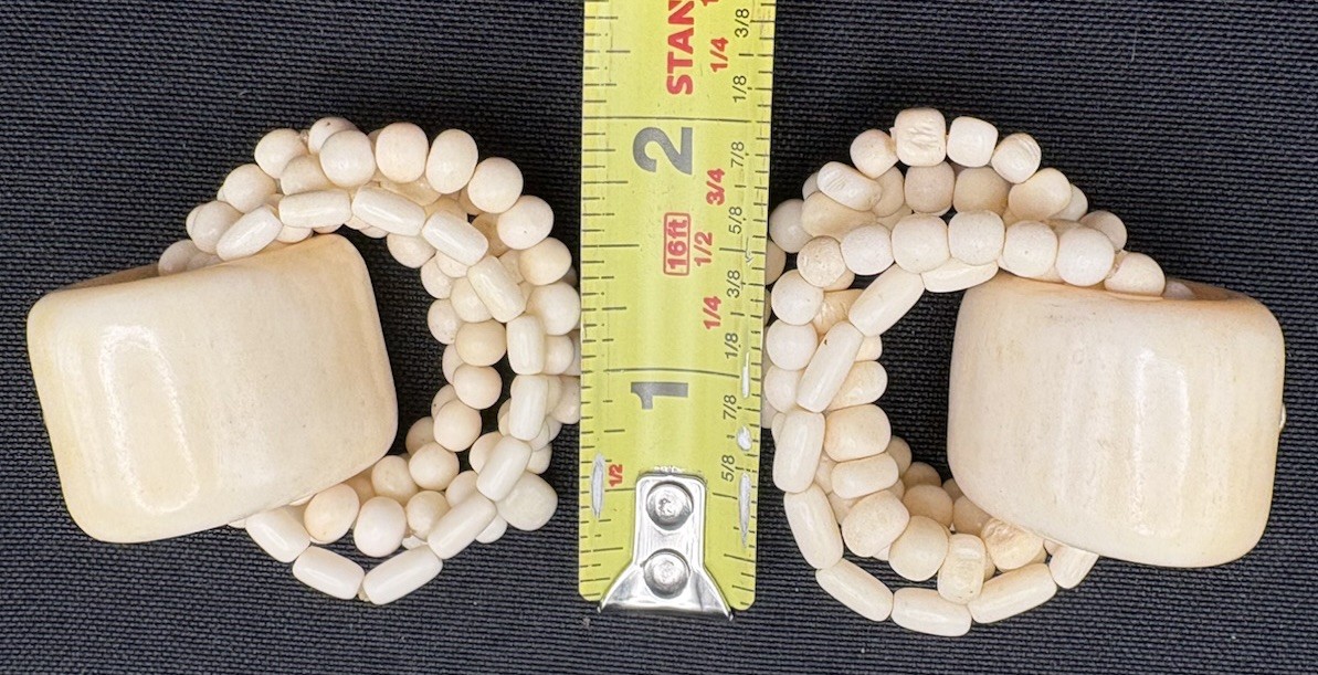 Vintage LARGE  Bone Ivory Color Doorknocker State… - image 9