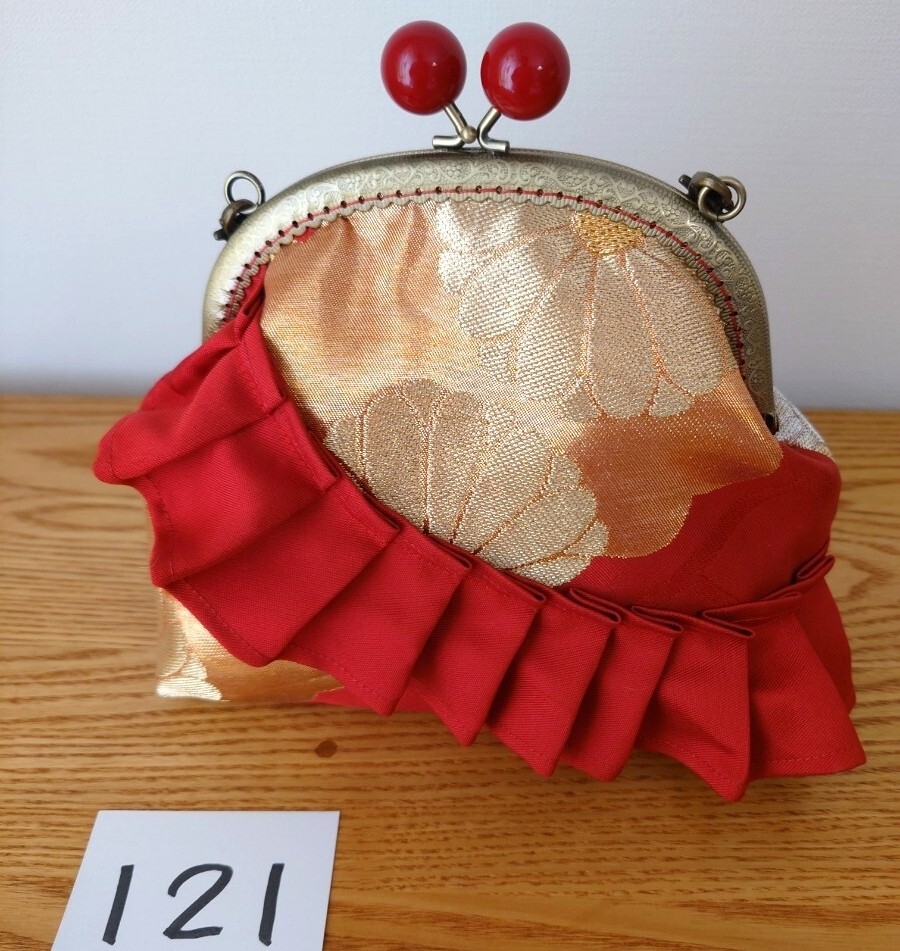 121 Red cloud and chrysanthemum pattern pouch bag… - image 1