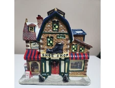 Holiday Collection Porcelain Light-Up Shoe Shop Village House 2006 Original Box