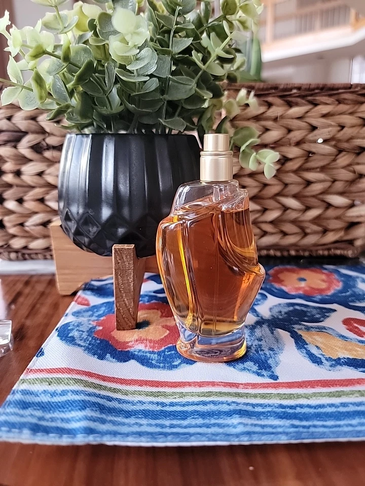 Женская парфюмированная вода DKNY Donna Karan Cashmere Mist Luxe Edition спрей 1,7 унции 50 мл - Изображение 4 из 4