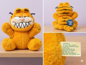 Garfield Vampire for sale | eBay