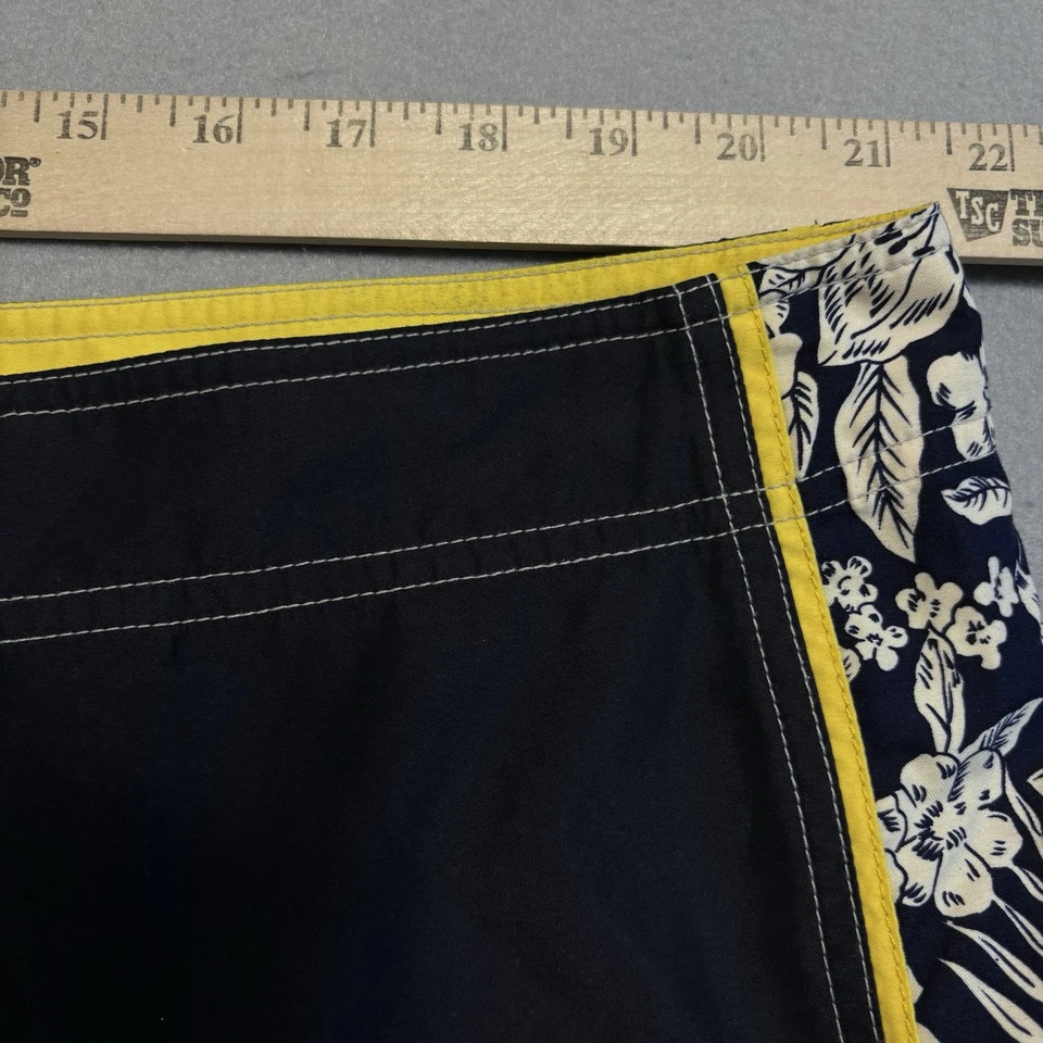 Pantalones Cortos de Tabla Quiksilver Para Hombres 42 Negros Secado Rápido Patín Surf Gancho y Lazo Mosca Foto 4 de 4