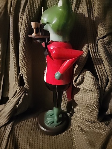 15” Frog Somallier Nutcracker N2432 - Picture 4 of 4