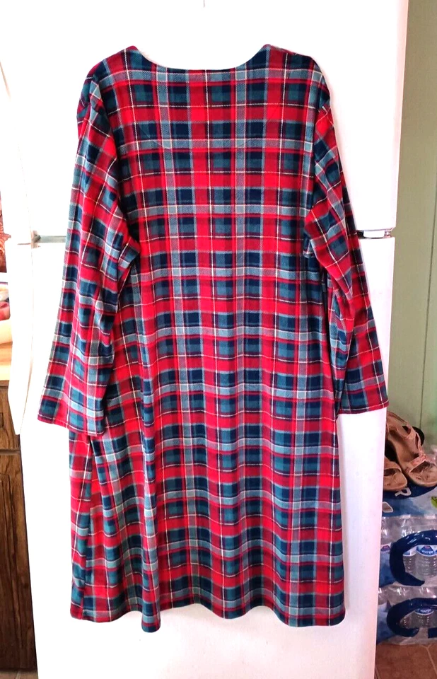 SECRET TREASURES RED PLAID LONG SLEEVE LACE TRIM SOFT NIGHTGOWN 4X 26W 28W EUC - Image 2 of 3