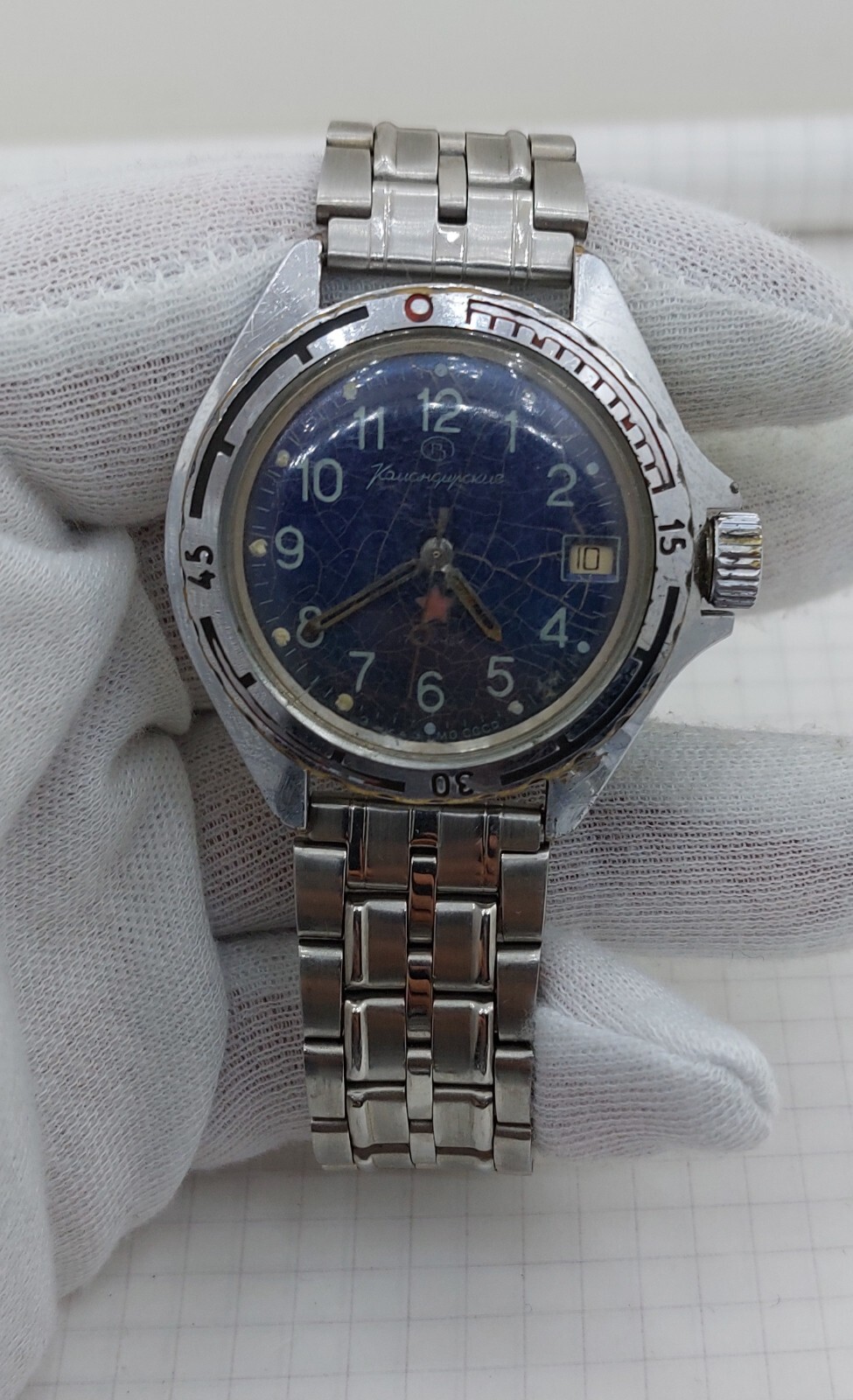 Vintage VOSTOK KOMANDIRSKIE mechanical men's wristwatch with 17 jewels, waterproof