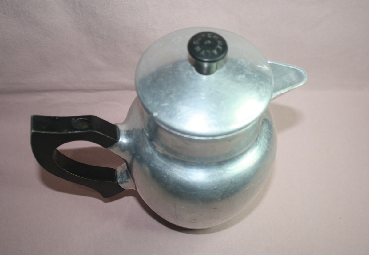 VINTAGE - 6-CUP WATER POT - STOVE TOP ALUMINUM WOOD HANDLE SUPER HEALTH |  eBay