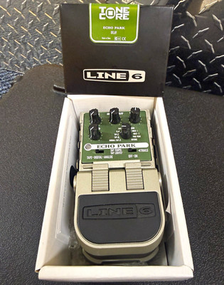 Line 6 Echo Park ToneCore Digital Delay/Echo Effects Pedal for Electric Guitar