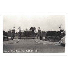 SHEFFIELD Entrance Gates, Concord Park, RP Postcard by FA Kenyon, Unused