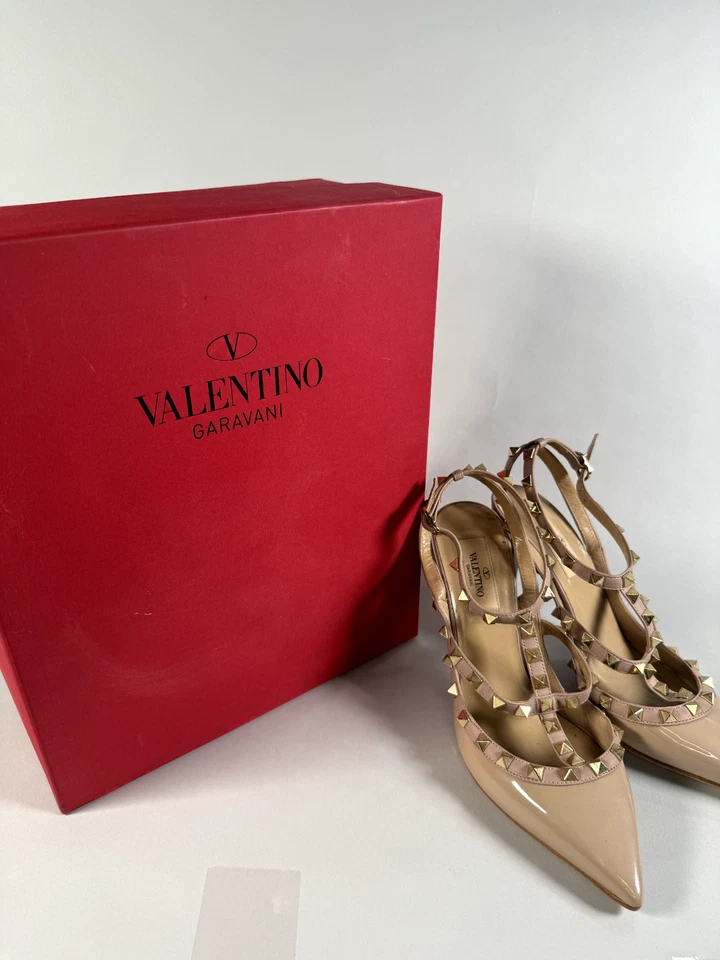 VALENTINO GARAVANI Rockstud Jaula Gatito Beige Charol 38 Foto 3 de 4