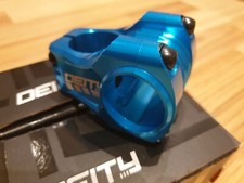 Attacco Deity Copperhead 35 mm 31,8 blu NUOVO in confezione originale (Specialized Dirt XC DH AM)