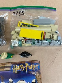 LEGO Harry Potter 4733 The Dueling Club 4 Minifigures 129 Pieces No Box Preowned