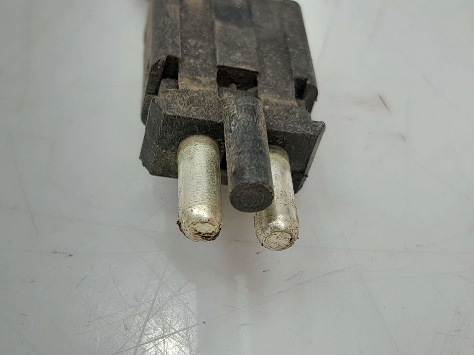 Conjunto de pinza de freno delantera derecha lado pasajero mercedes-benz w126 420sel 86-91 Foto 3 de 4