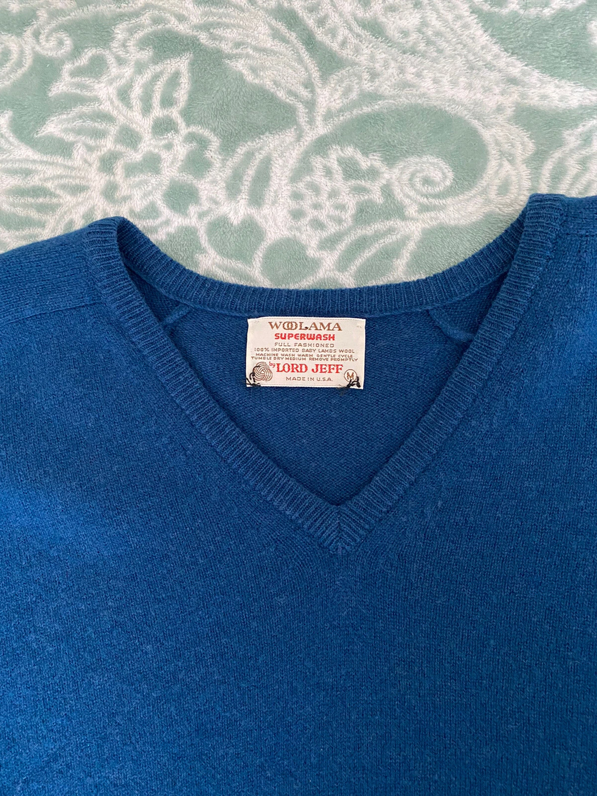 Vintage Woolama V Neck Sweater Size M