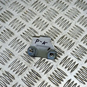 BMW 5 F10 520 d Kotflügelhalter vorne links N/A 2.00 Diesel 135kw 2011