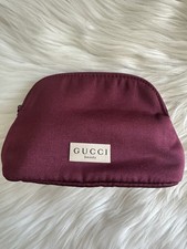 GUCCI BEAUTY Burgundy Makeup Bag Pouch 7  x5  x2.5  New