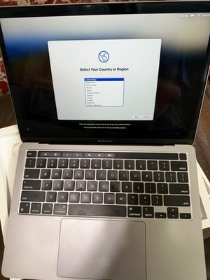 Apple MacBook Pro 13-inch Space Gray M1 16GB RAM 256GB SSD 8-core GPU 2021