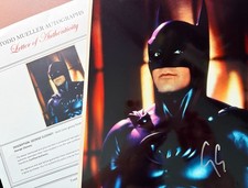 George Clooney Signed•Batman 8 x 10 Photo• TODD MUELLER AUTOGRAPHS COA