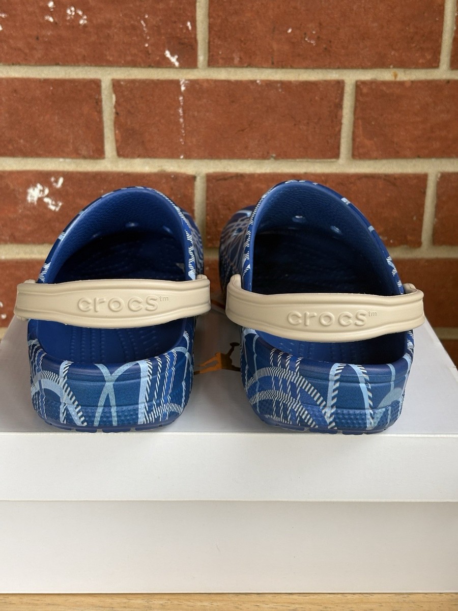 New Crocs Baya Holiday Plaid Clog Size 12 Mens Blue White  display picture 1