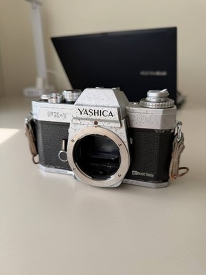 Yashica FX-1 Electro Slr Vintage Film 35mm Camera 70s Japan C/Y Mount READ