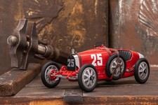 Bugatti Type 35 Grand Prix (Nation Color Project – Portugal #25)[CMC] 1:18 scale