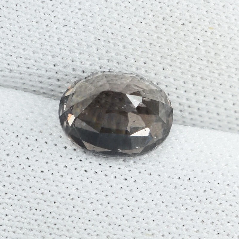 1.48 ct TOP LUSTROUS - NATURAL COLOR CHANGE GARNET Oval  See Vdo 3506 SL - Image 2 of 3