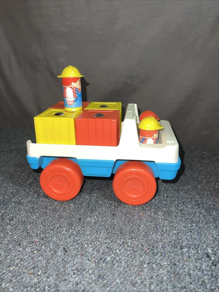 Camión de juguete Chico de plataforma completa vintage años 70 hecho en Italia con todos los accesorios +1 figura Foto 4 de 4