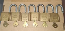 Vintage ILCO CR 1013 Padlocks with Keys (6)