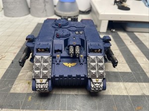 40K Crimson Fists Land Raider Redeemer