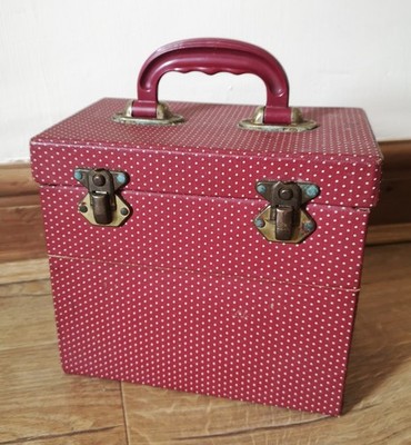 RECORD CARRYING CASE FOR 7 INCH SINGLES VINTAGE 60s 70s