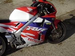 R G Racing Crash Protectors Non Cut To Fit Honda Rvf 400 Nc35 Ebay