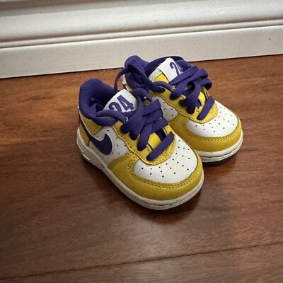 Lakers Kobe Bryant Vintage Nike Shoes 2C Toddlers